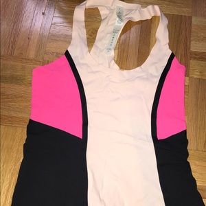Lululemon color block tank